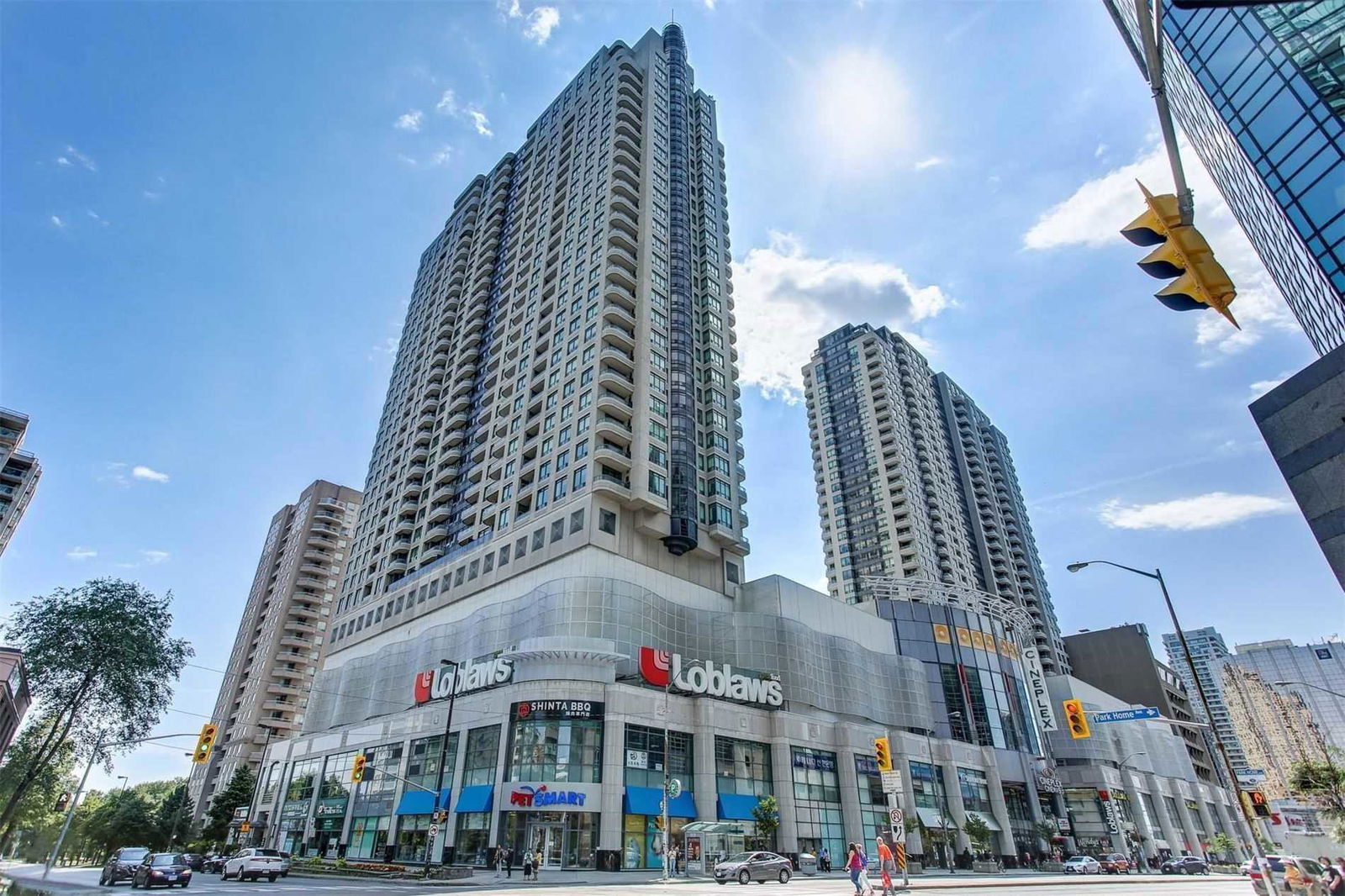 Royal Pinnacle Condos, North York, Toronto