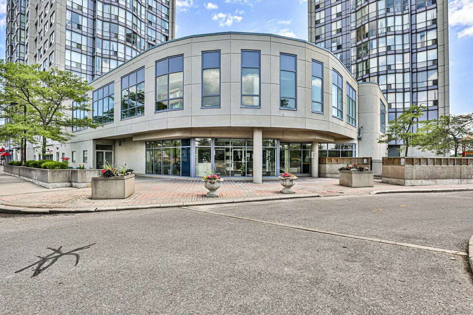 Scarborough Fair Condos, Scarborough, Toronto