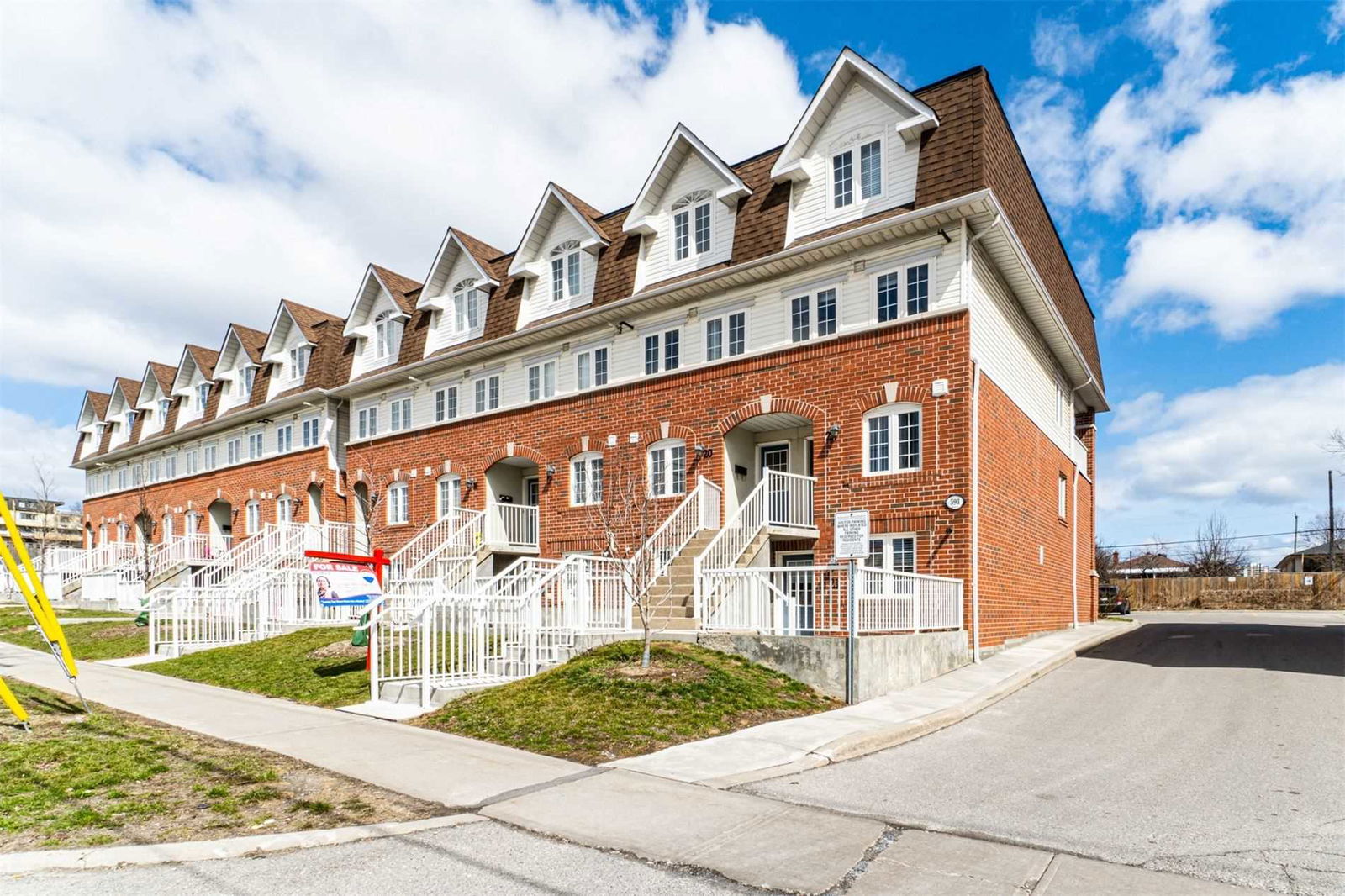 Sedona Foxridge Townhomes, Scarborough, Toronto