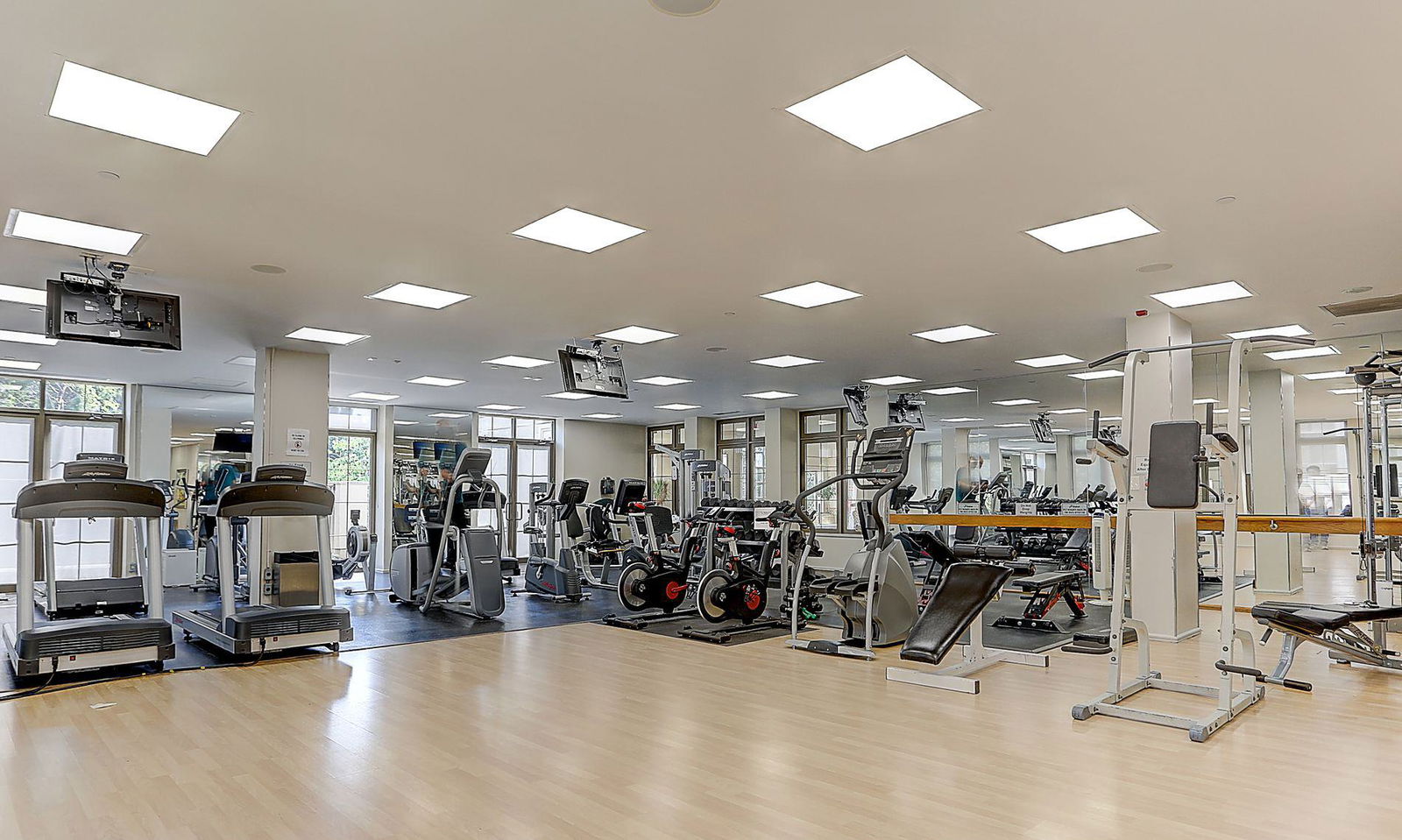 Gym — Skymark Condominiums, North York, Toronto