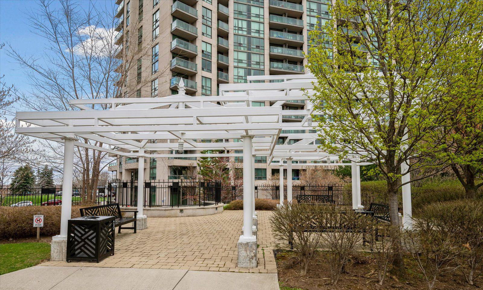 Patio — Skyscape Condos, Scarborough, Toronto