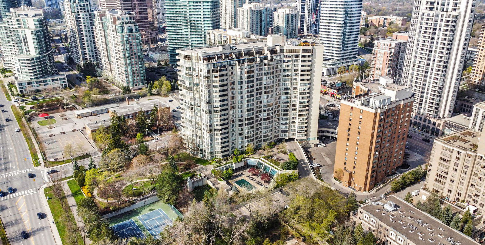 Skyview Condos, North York, Toronto