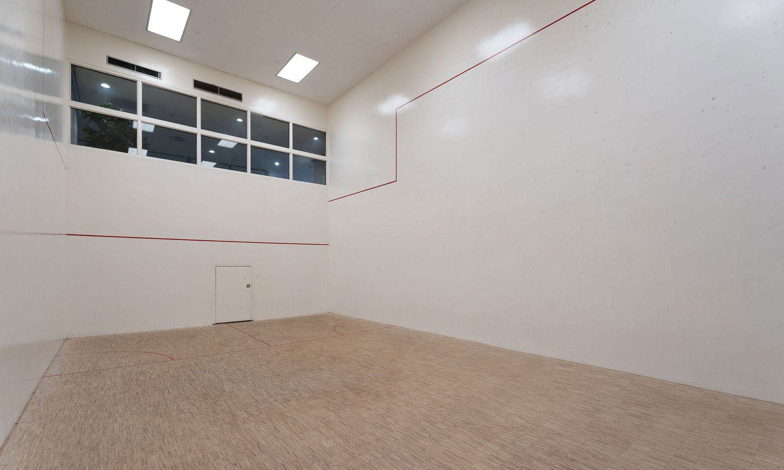 Squash Court — Skyview Condos, North York, Toronto