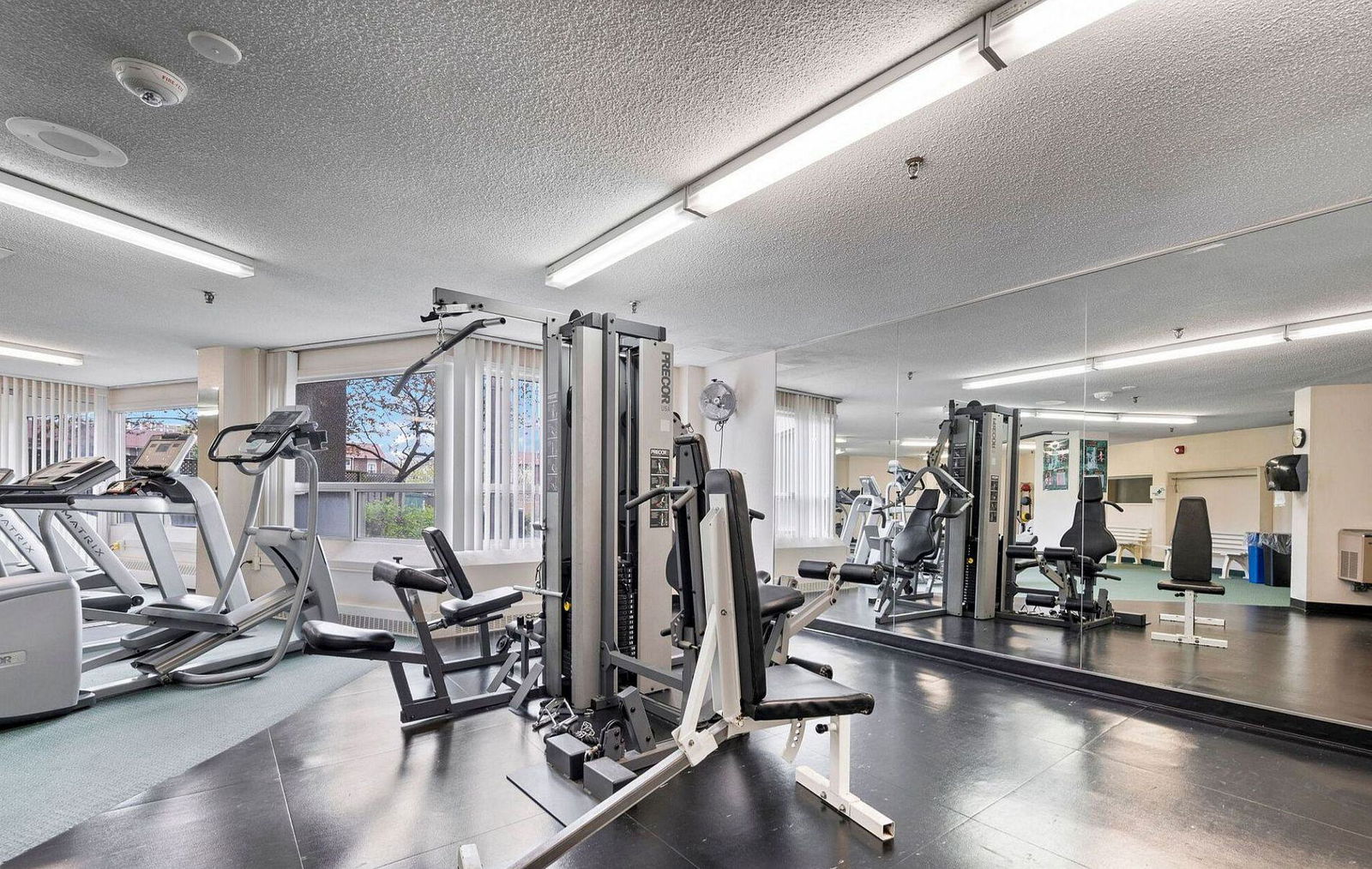 Gym — Sunset West Condos, Etobicoke, Toronto