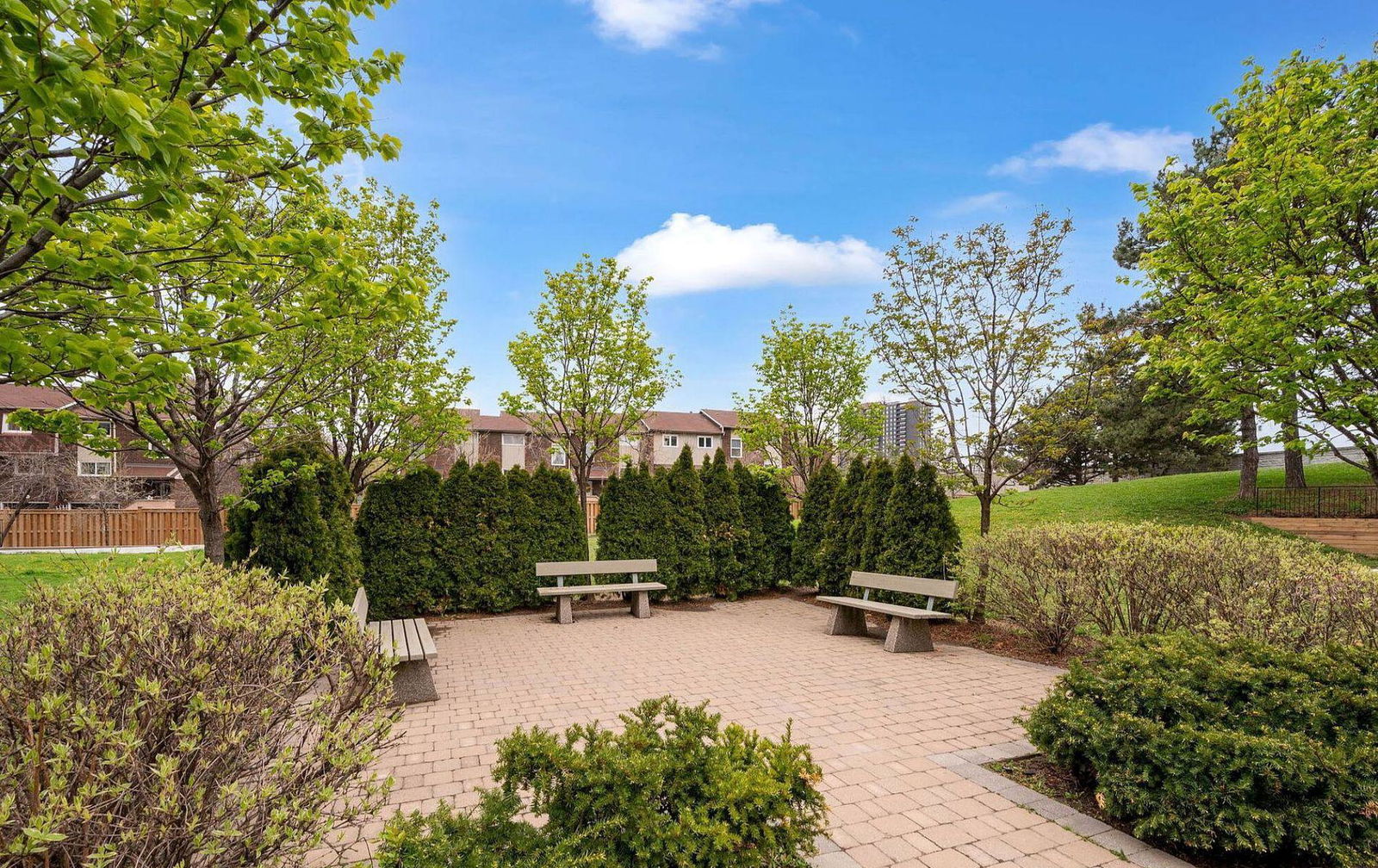 Patio — Sunset West Condos, Etobicoke, Toronto