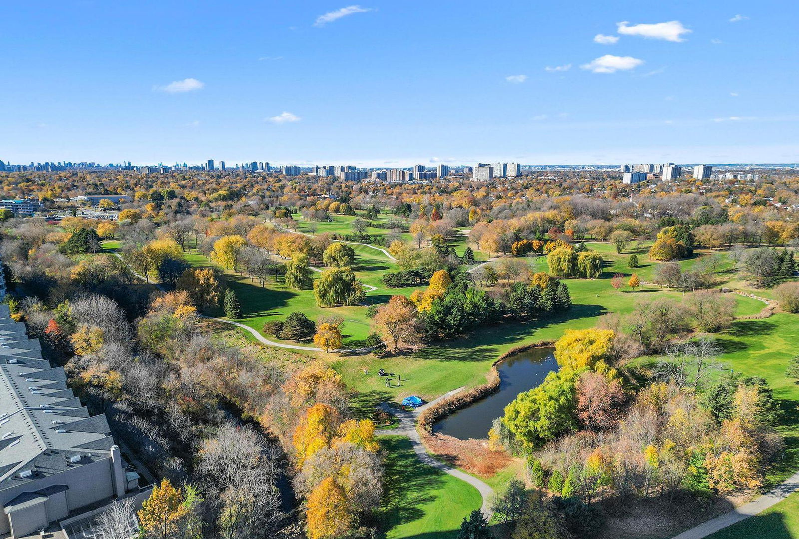 Skyline — Tam O'Shanter Highlands, Scarborough, Toronto