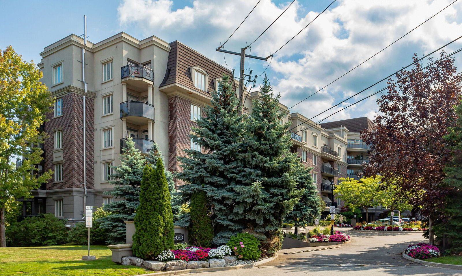 Exterior Side — The Dalesford Condos, Etobicoke, Toronto