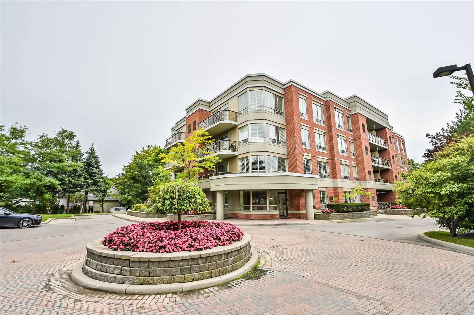 The Edwardian Condos, North York, Toronto