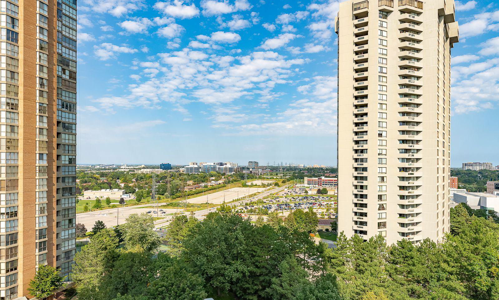 The Excellence Condos, North York, Toronto