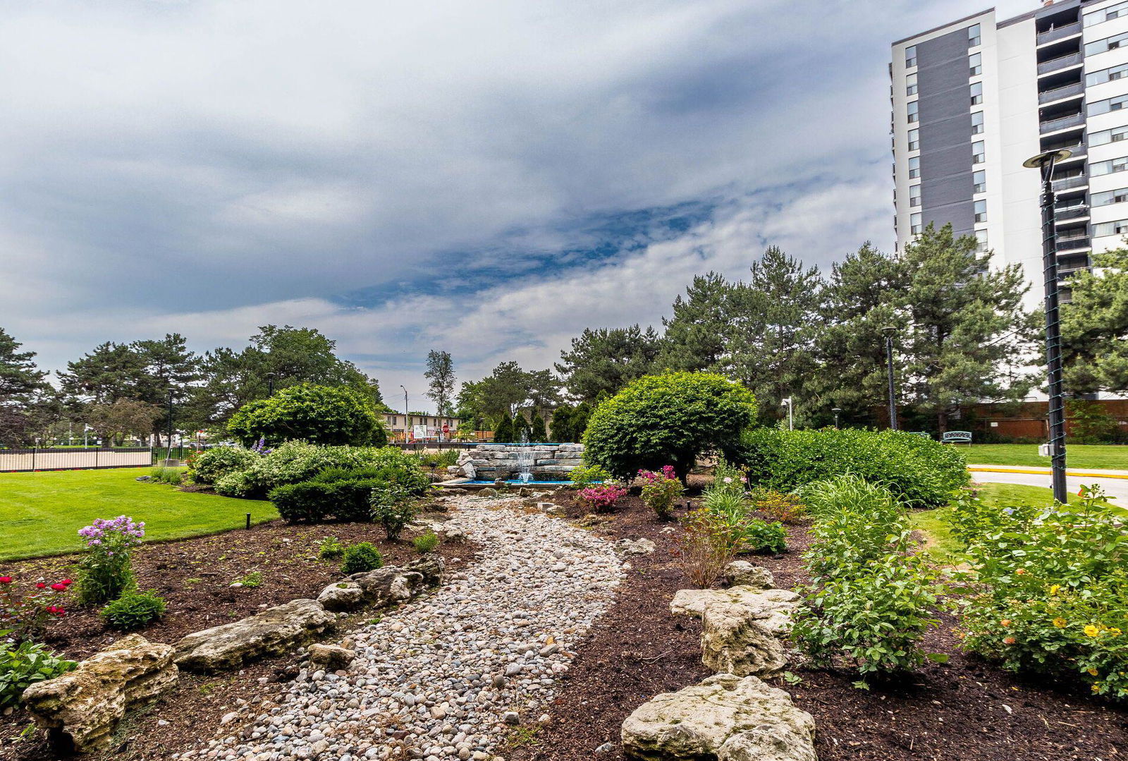 The Grange Condos, Etobicoke, Toronto