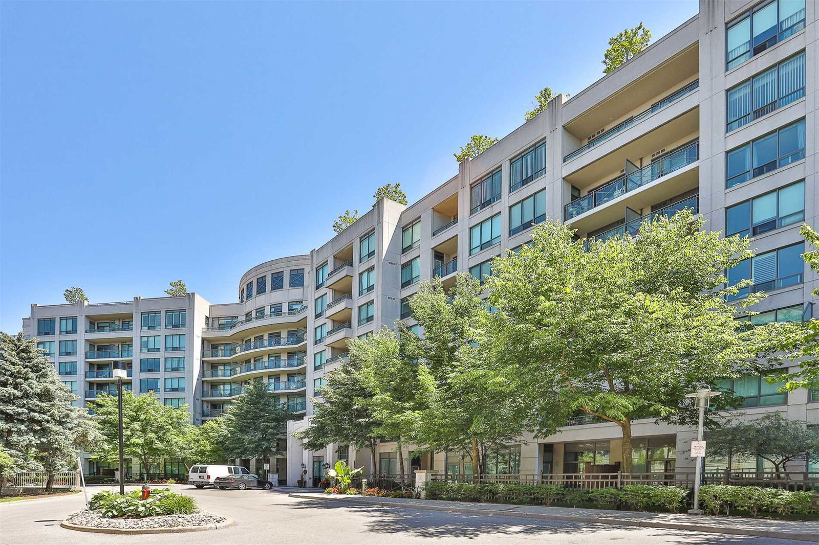 The Hemingway Condo, North York, Toronto