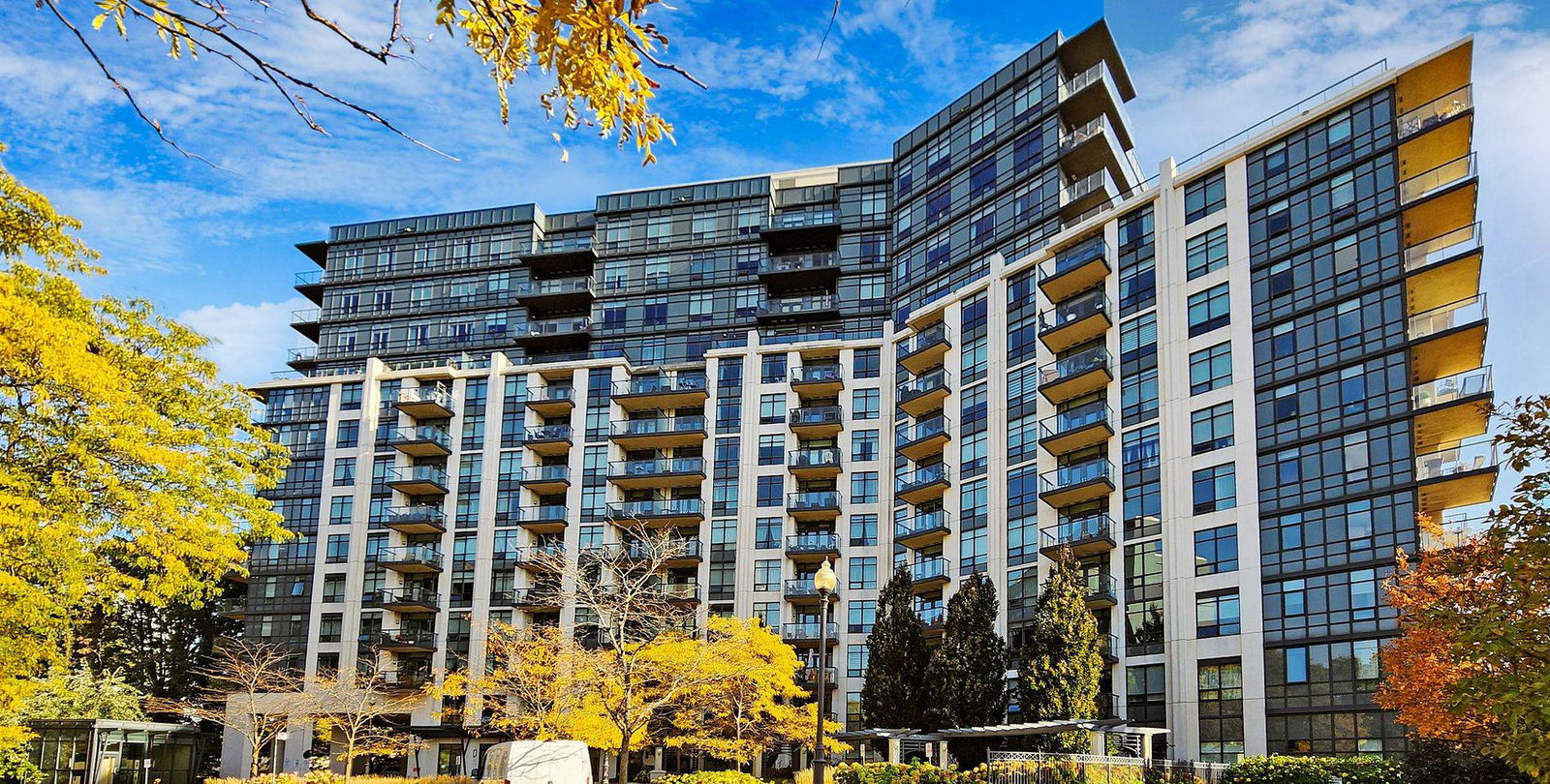 The James Club Condos, Etobicoke, Toronto