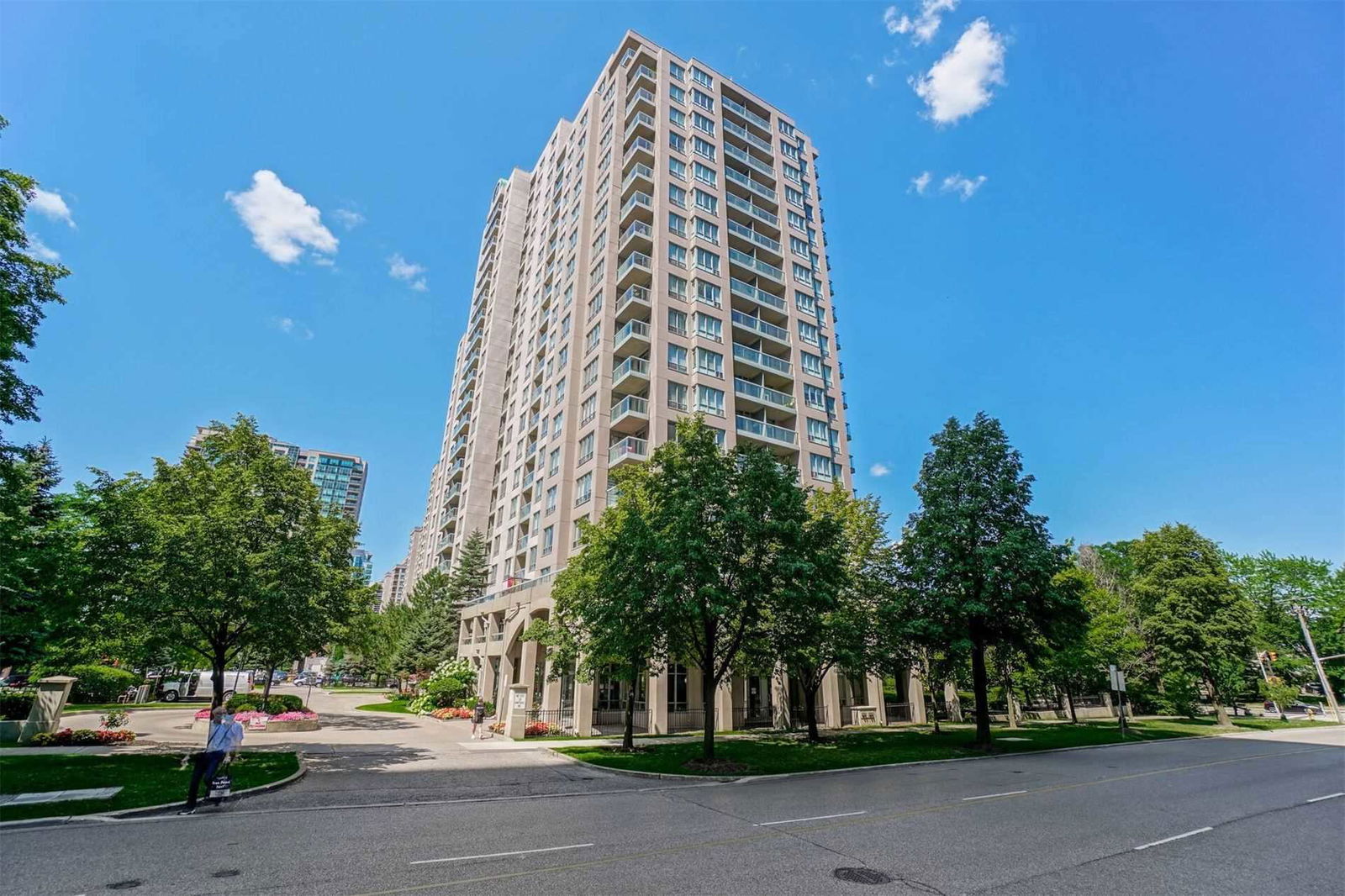 The Majestic Condos, North York, Toronto