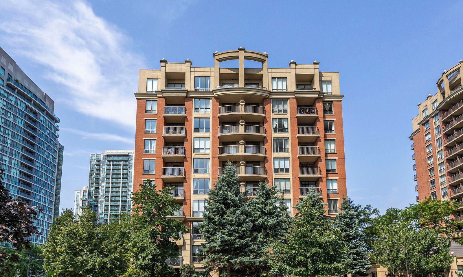 The Mansions of Avondale, North York, Toronto