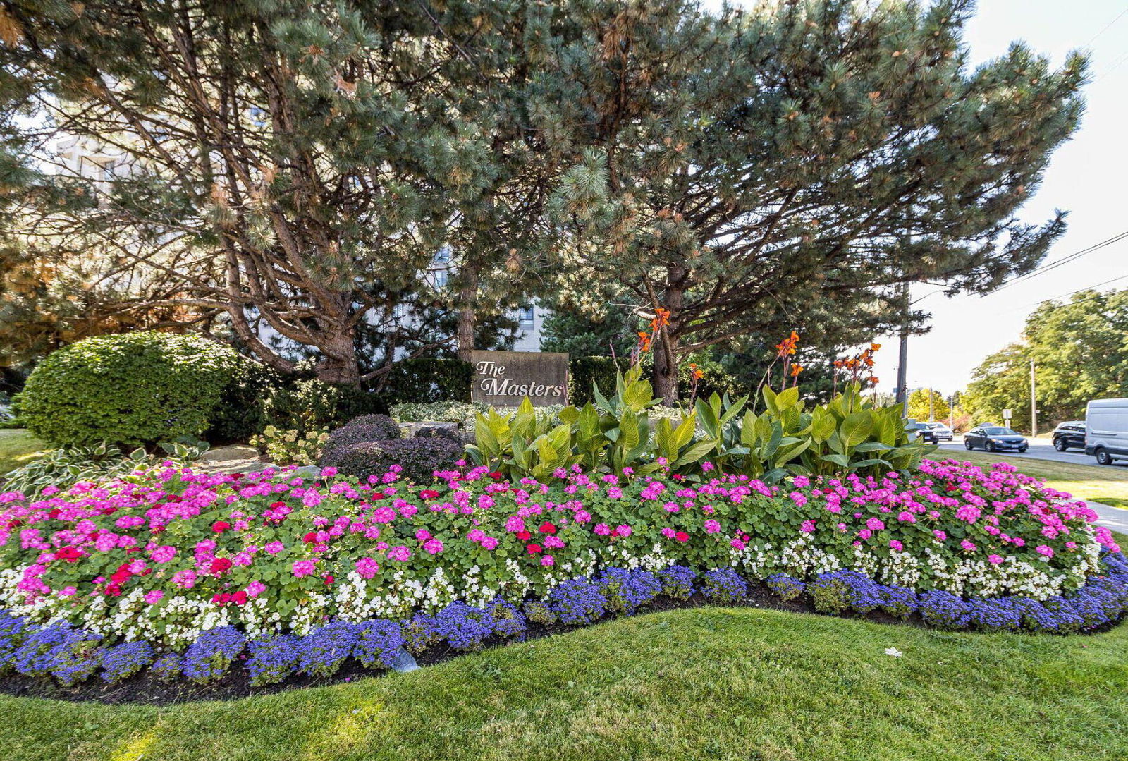 Exterior — The Masters Condos, Etobicoke, Toronto