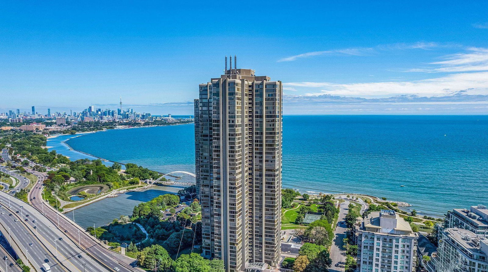 The Palace Pier Condos, Etobicoke, Toronto