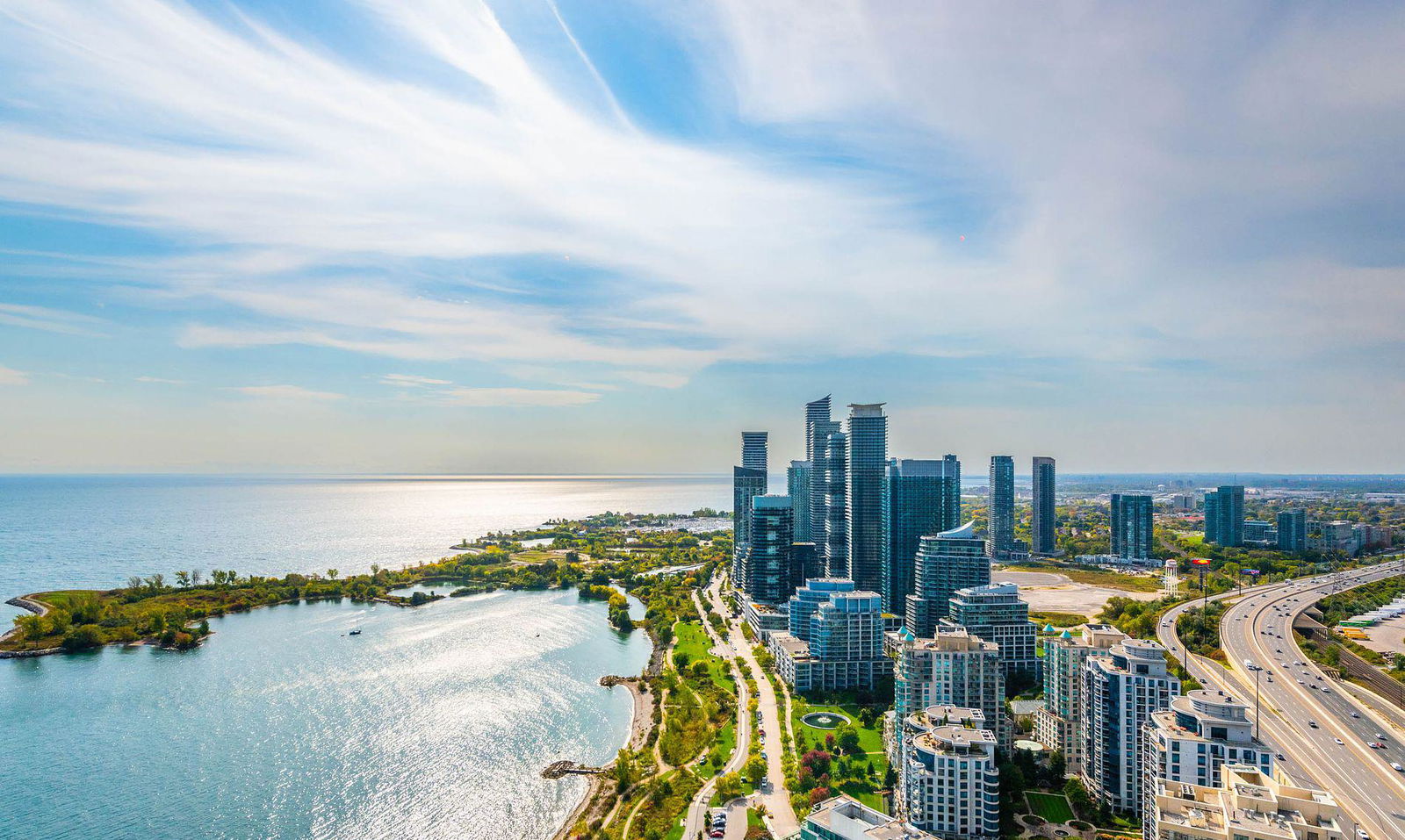 Skyline — The Palace Pier Condos, Etobicoke, Toronto