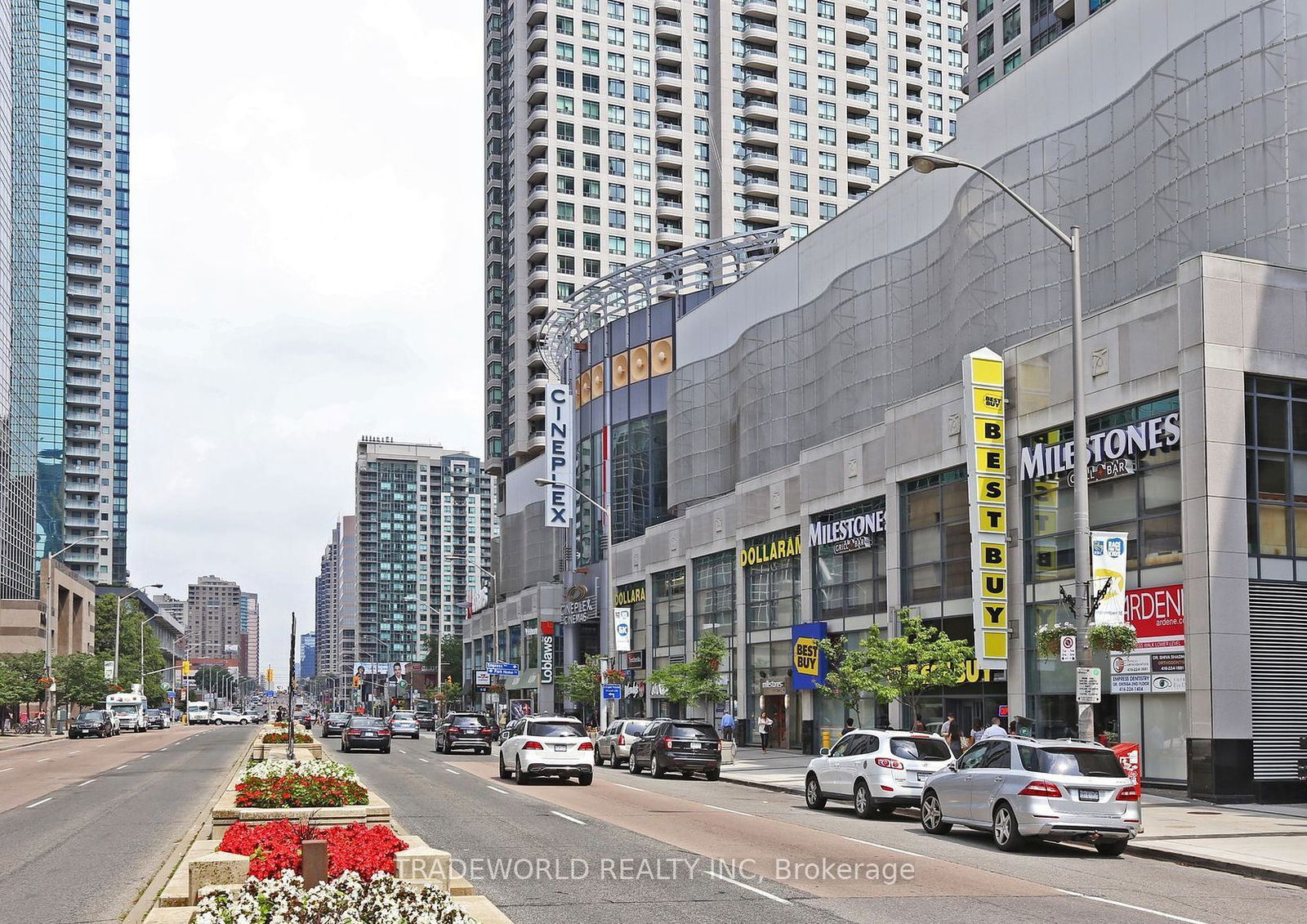 The Pinnacle Condos, North York, Toronto