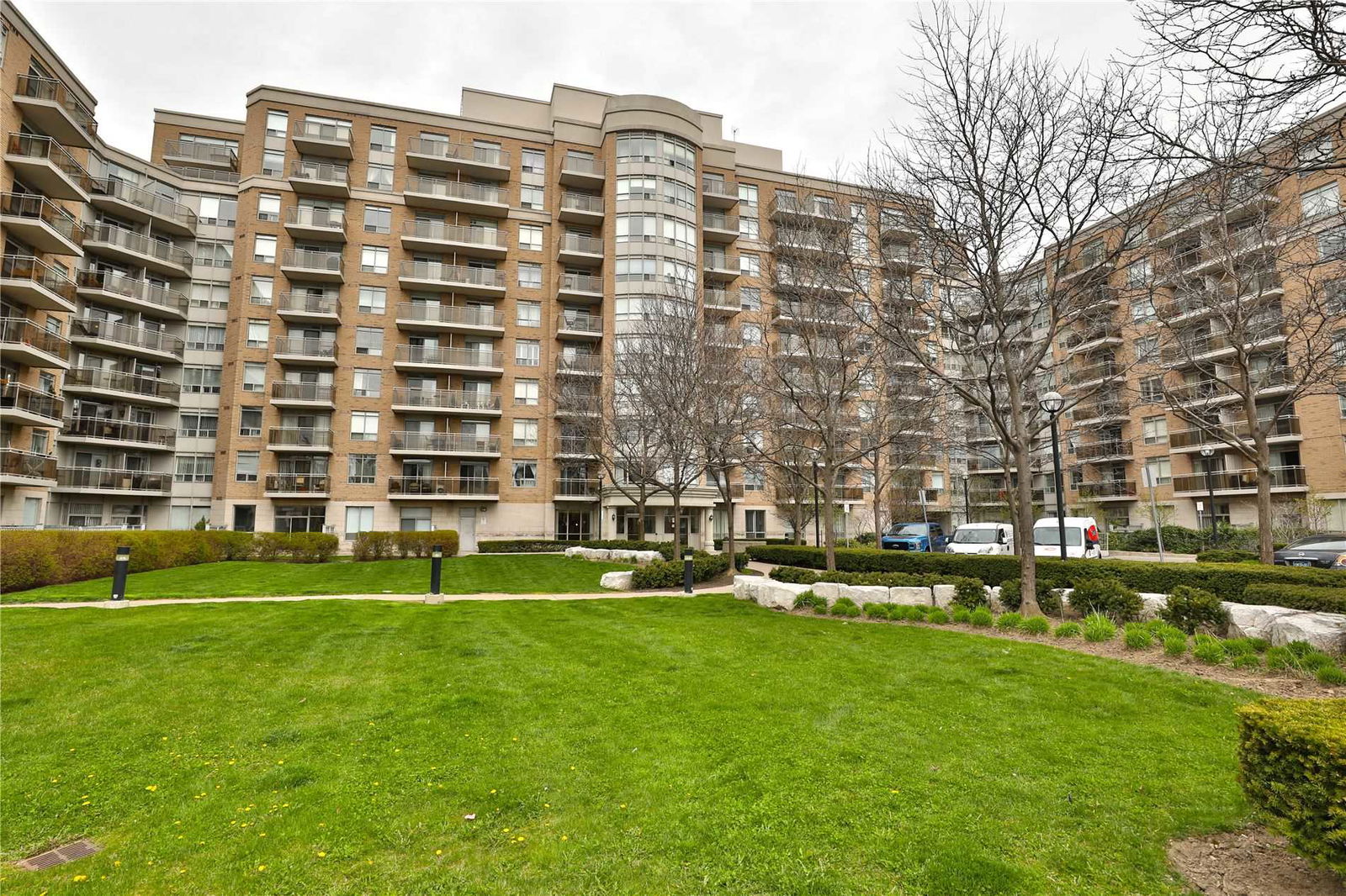 The Shermount Condos, North York, Toronto