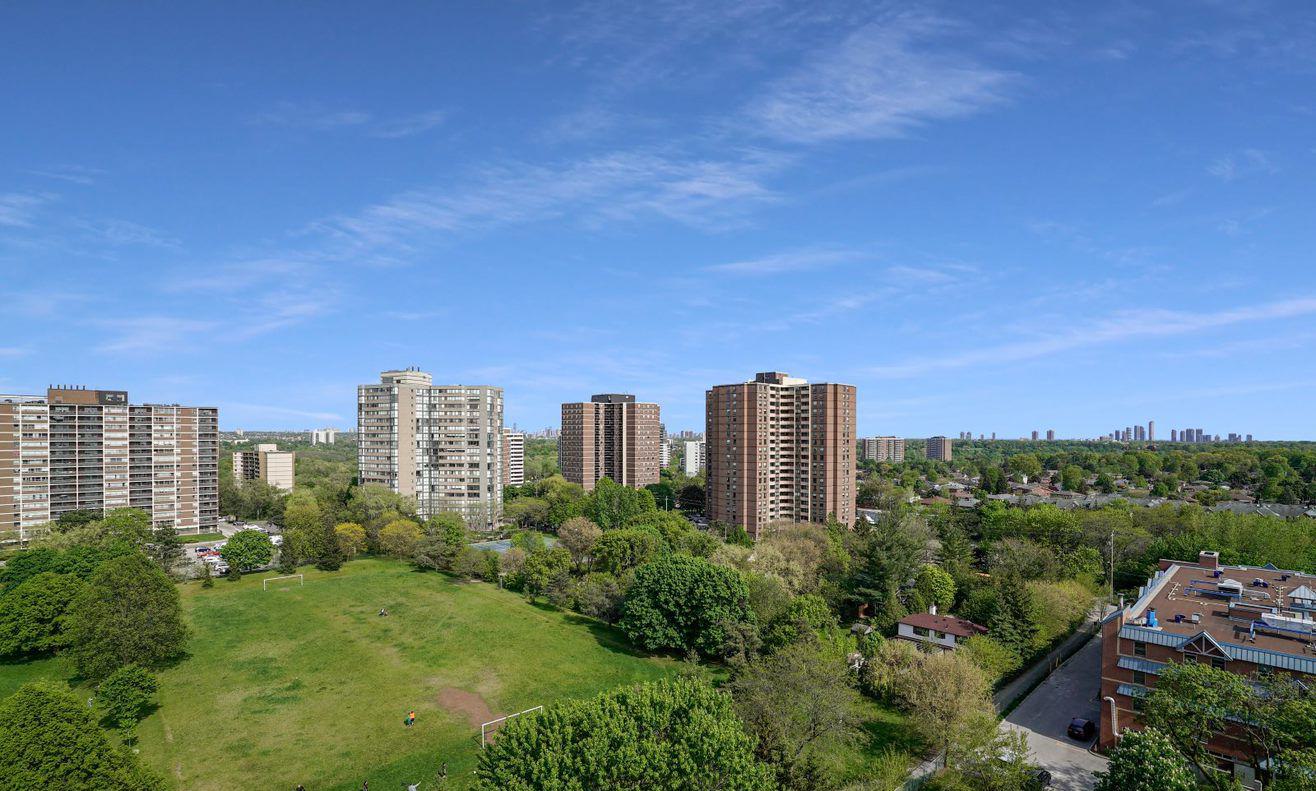 Skyline — The Sovereign Condos, Etobicoke, Toronto