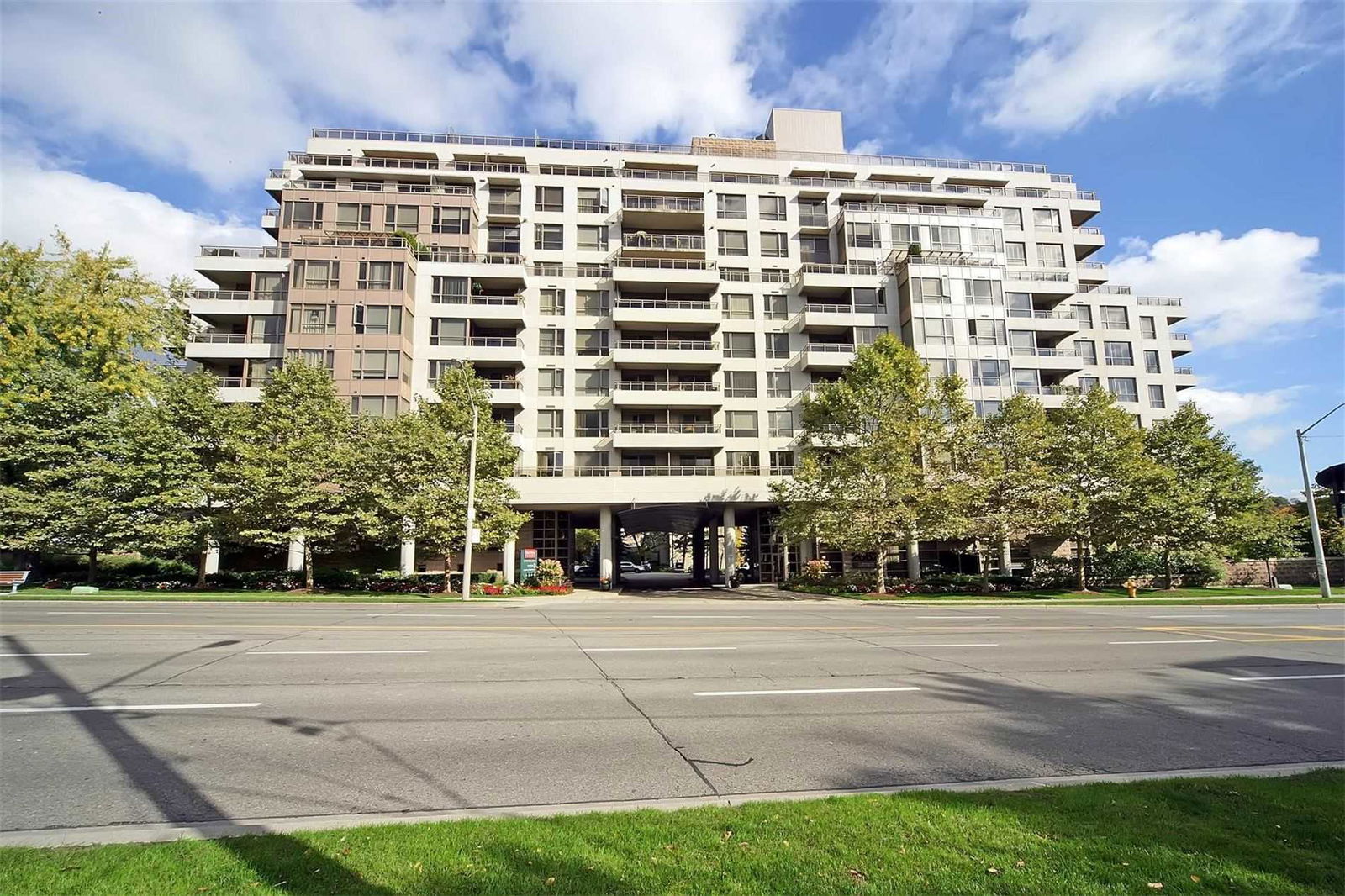 The Terraces of Old Mill Condos, Etobicoke, Toronto