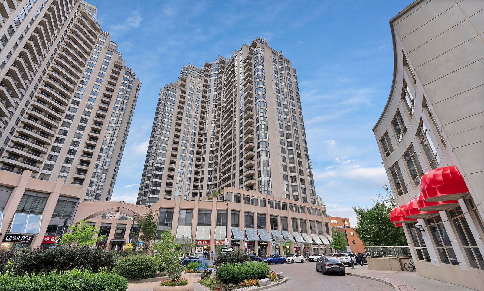 Triomphe Condos, North York, Toronto