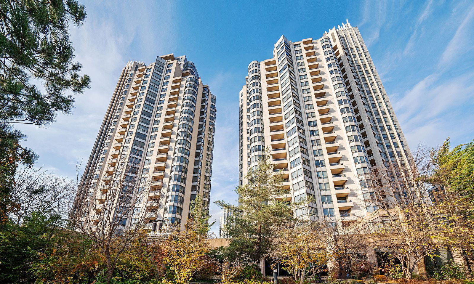 Triomphe-East Tower Condos, North York, Toronto