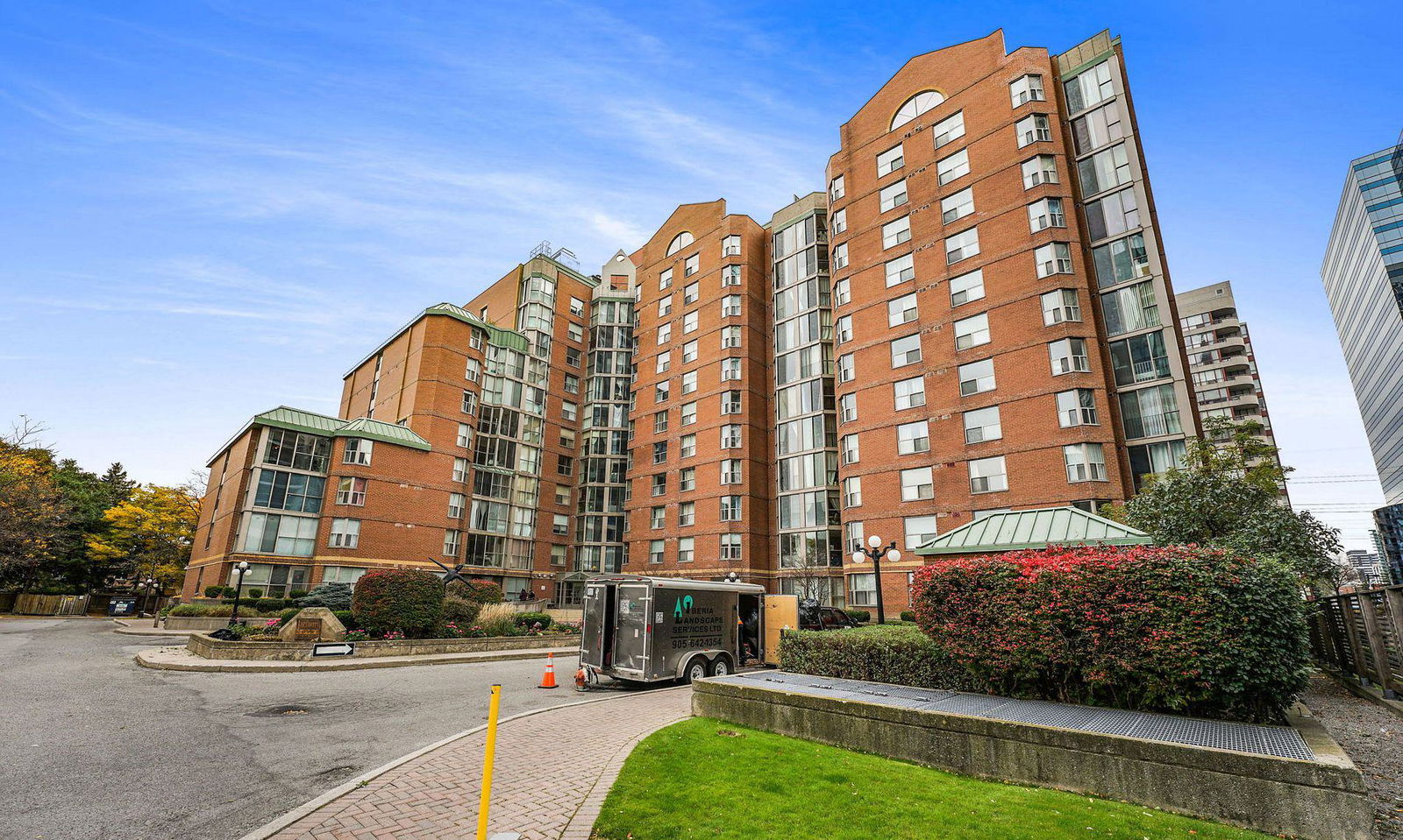 Turnberry Court Condos, North York, Toronto