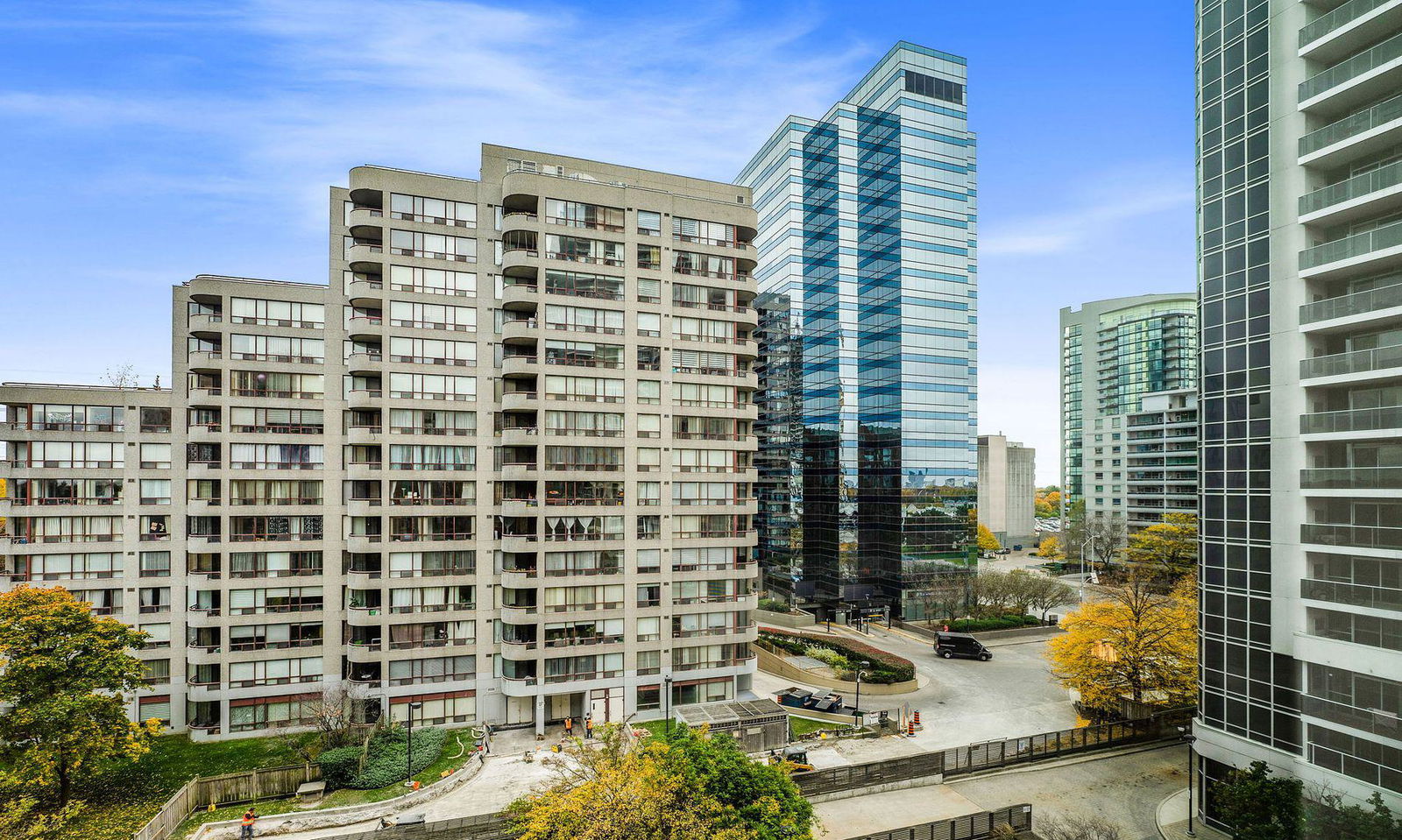 Skyline — Turnberry Court Condos, North York, Toronto