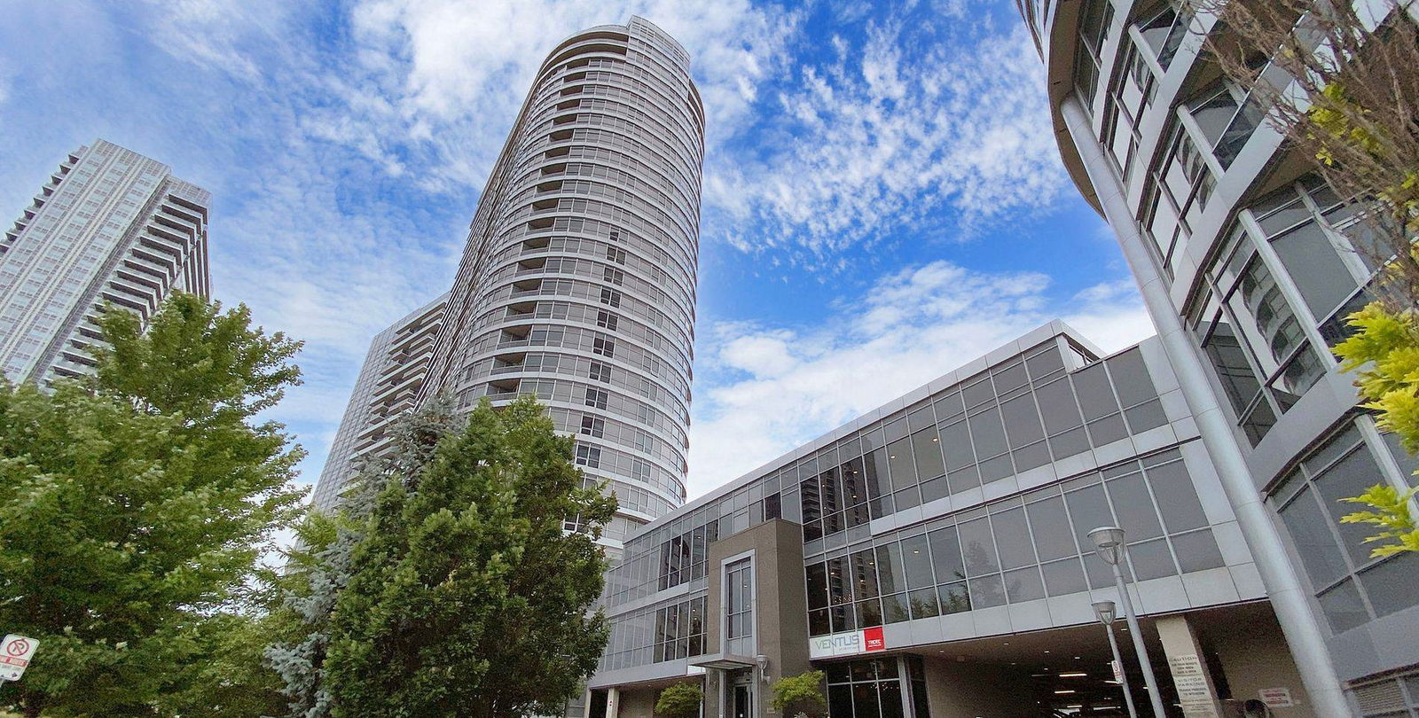 Exterior Side — Ventus II at Metrogate Condos, Scarborough, Toronto