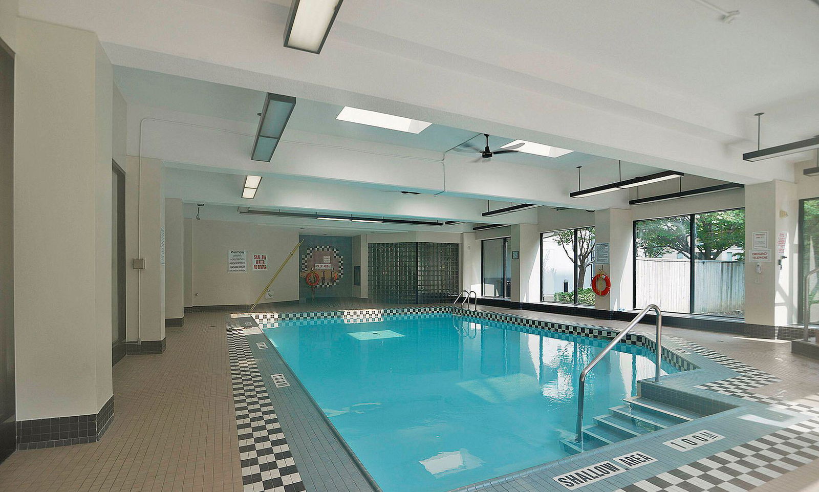 Pool — Vogue Condominiums, North York, Toronto