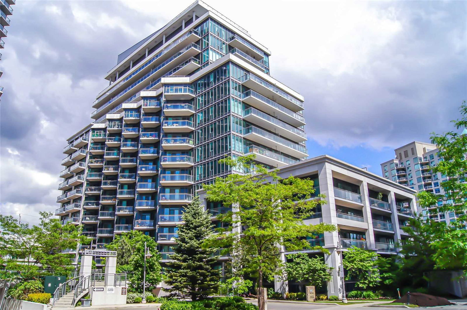 Voyager II at Waterview Condos, Etobicoke, Toronto