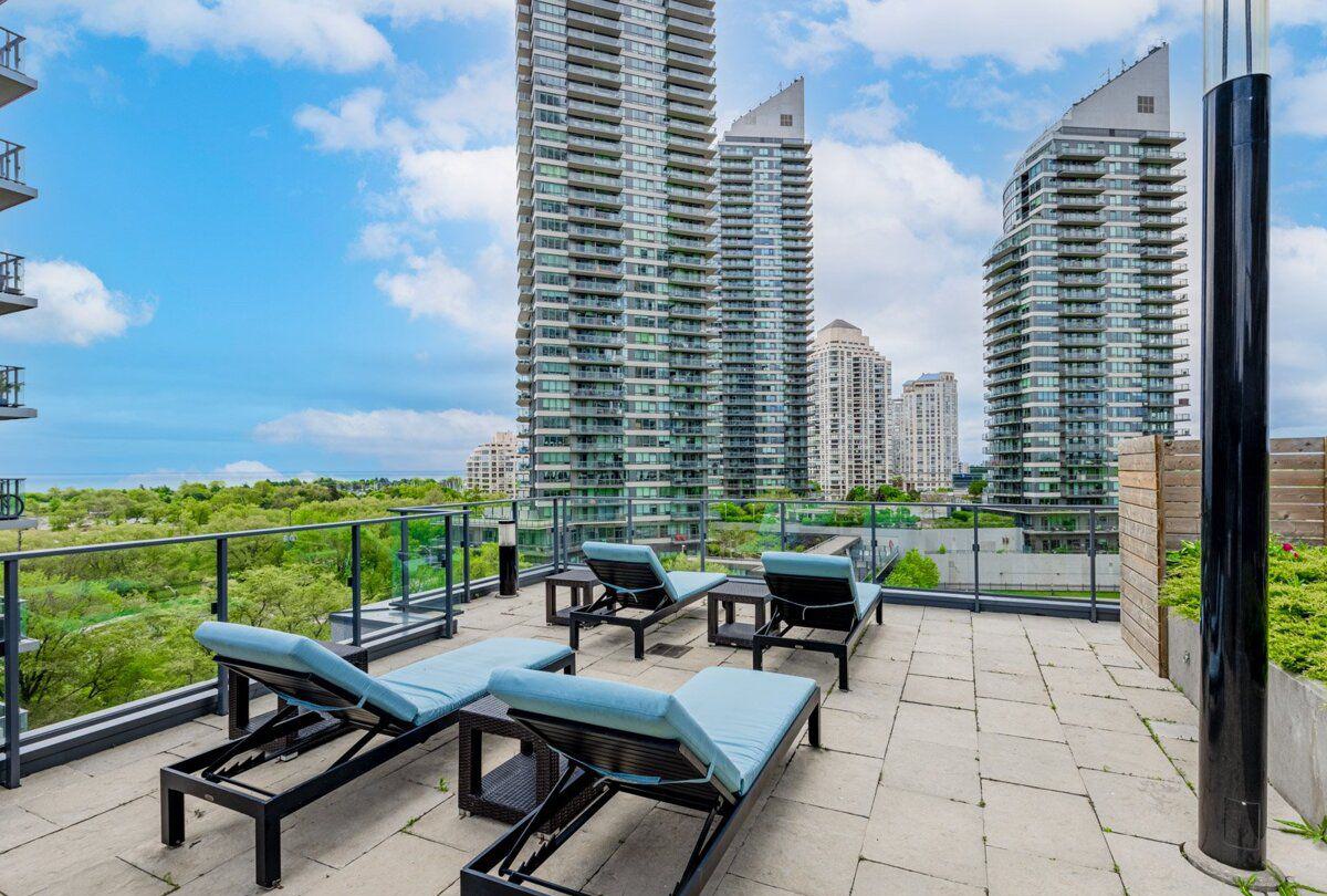 Rooftop Deck — Westlake Phase I Condos, Etobicoke, Toronto