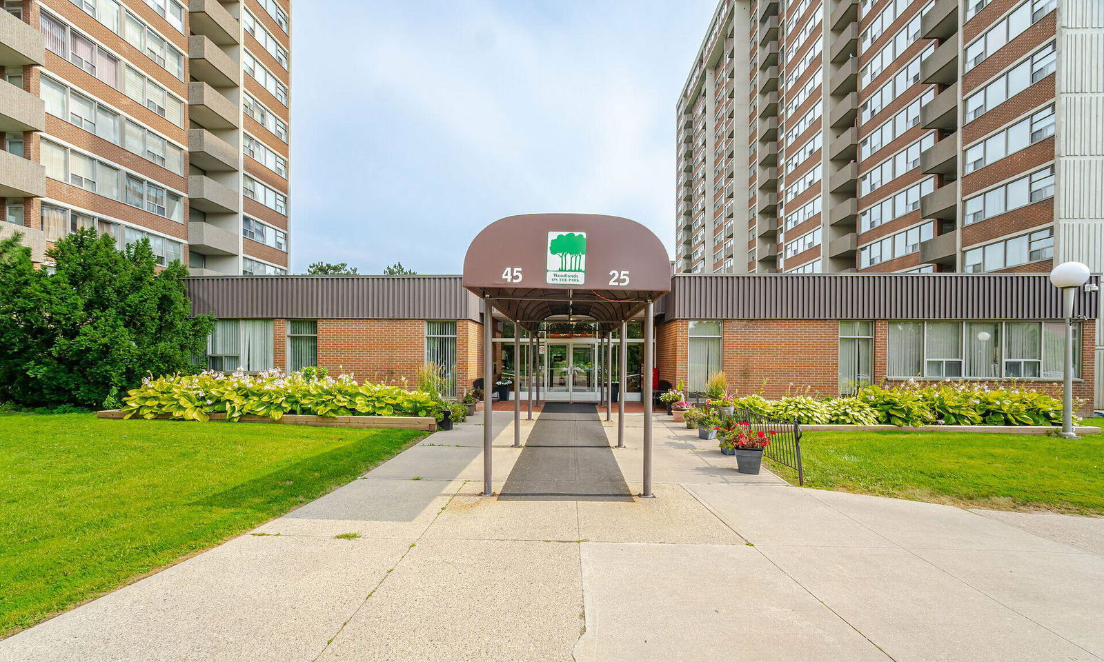 Entrance — Woodlands On The Park Condos, Scarborough, Toronto