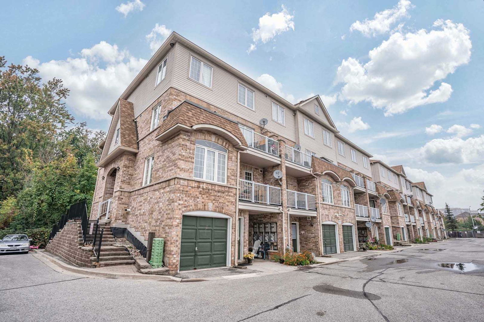 Woodside Terrace Townhomes, Scarborough, Toronto