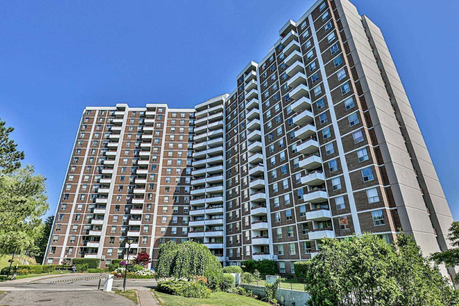 Wynford Park Condominiums, North York, Toronto