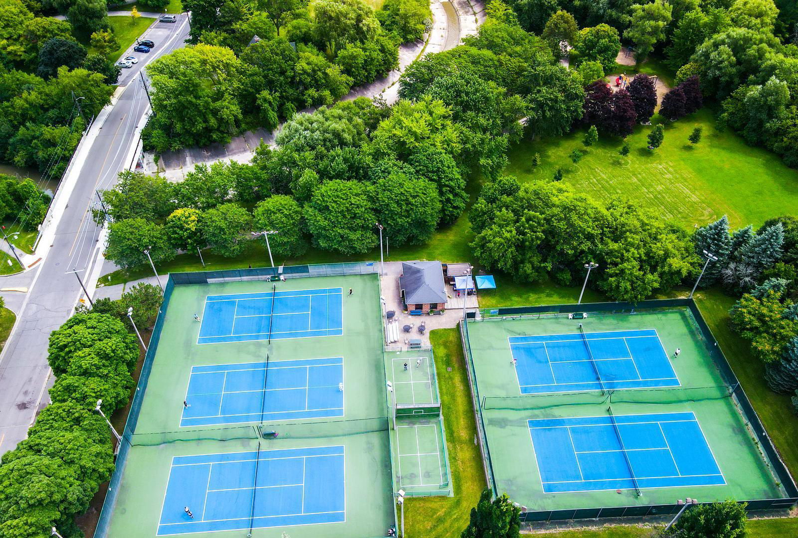 Tennis — York Mills Place Condos, North York, Toronto