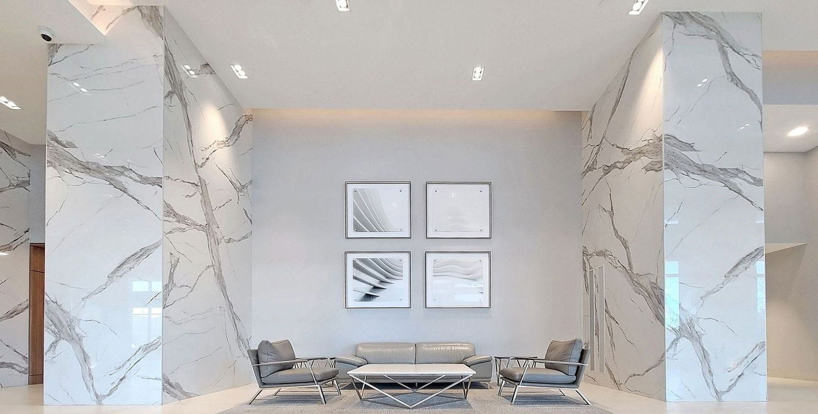 Lobby — Sky Tower at Eau Du Soleil Condos, Etobicoke, Toronto