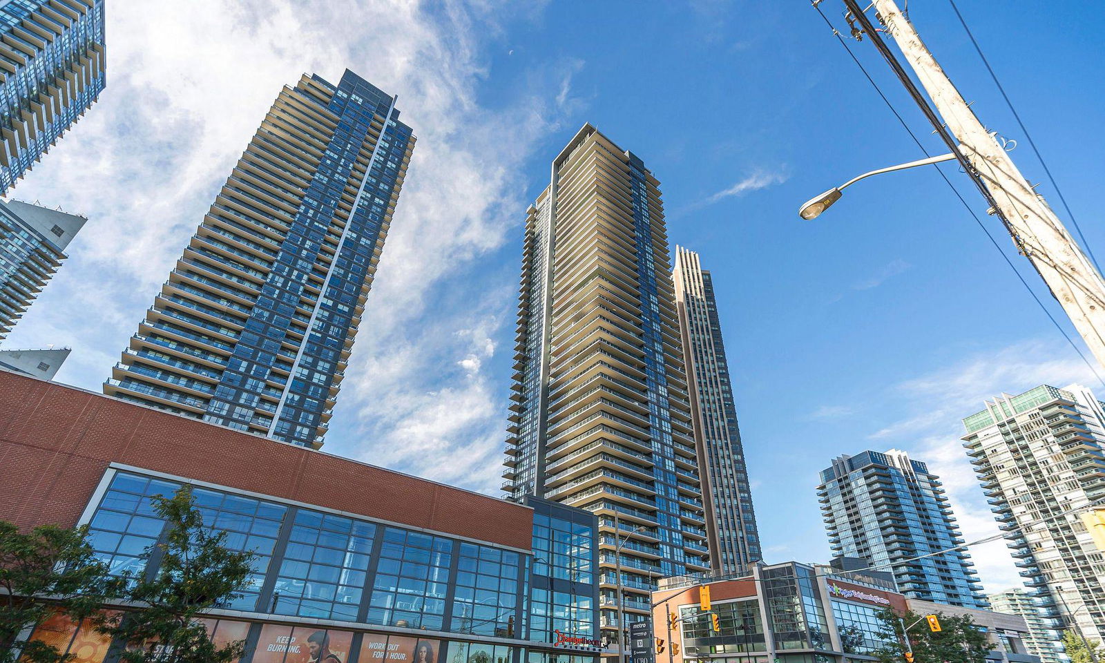 Exterior Side — Westlake Encore Condos, Etobicoke, Toronto