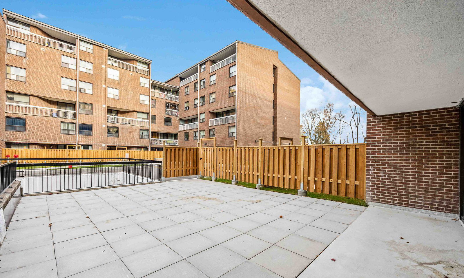 Patio — Lawrence Avenue Condos, Scarborough, Toronto