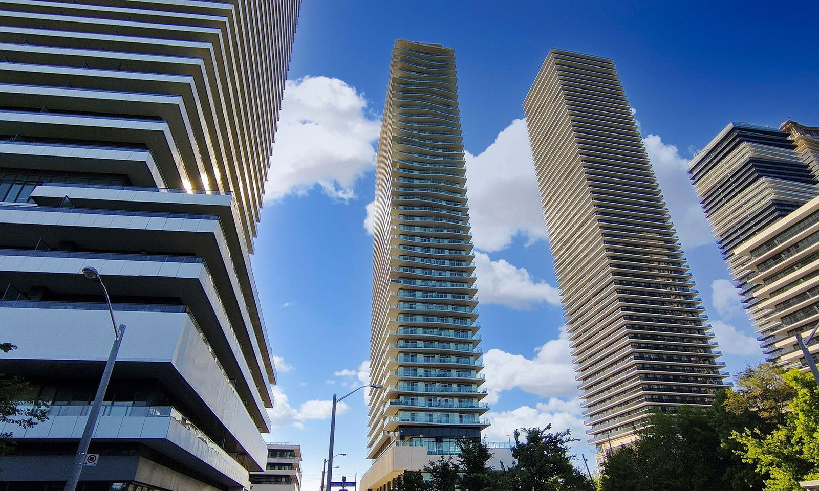 Exterior Side — Jade Waterfront Condos, Etobicoke, Toronto