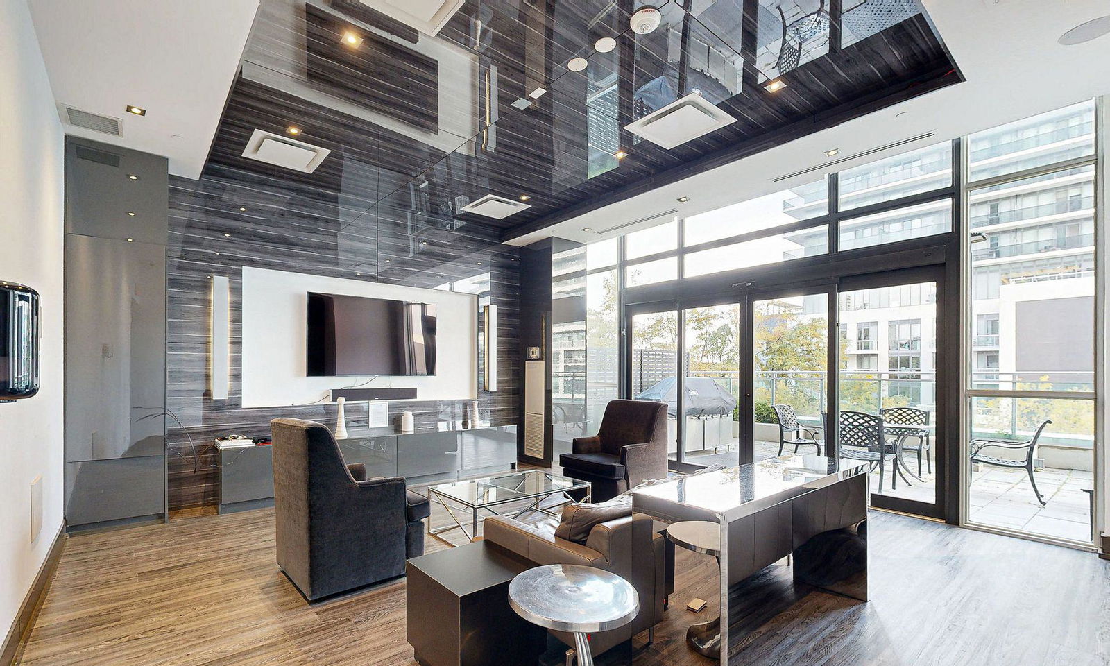 Lounge — Jade Waterfront Condos, Etobicoke, Toronto