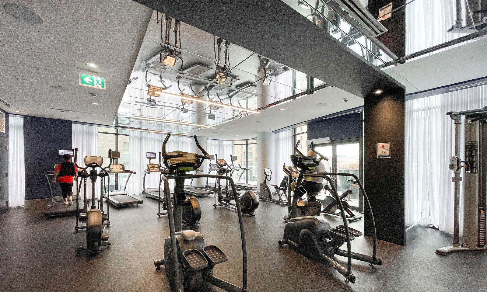 Gym — Stanley Condos, Downtown, Toronto