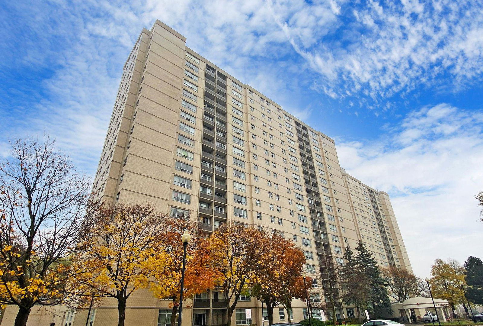 York Gardens Condos, North York, Toronto