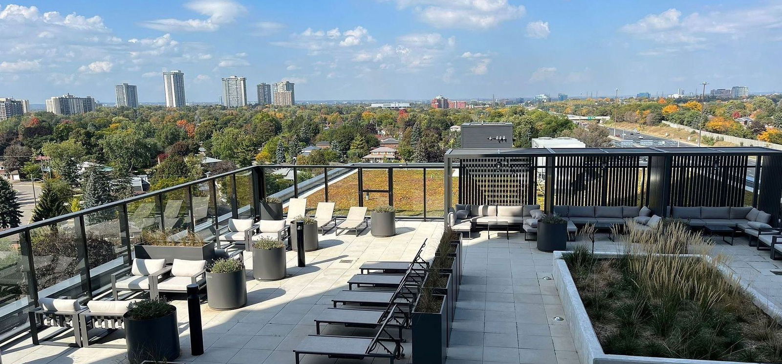 Rooftop Deck — Verdé Condos, North York, Toronto