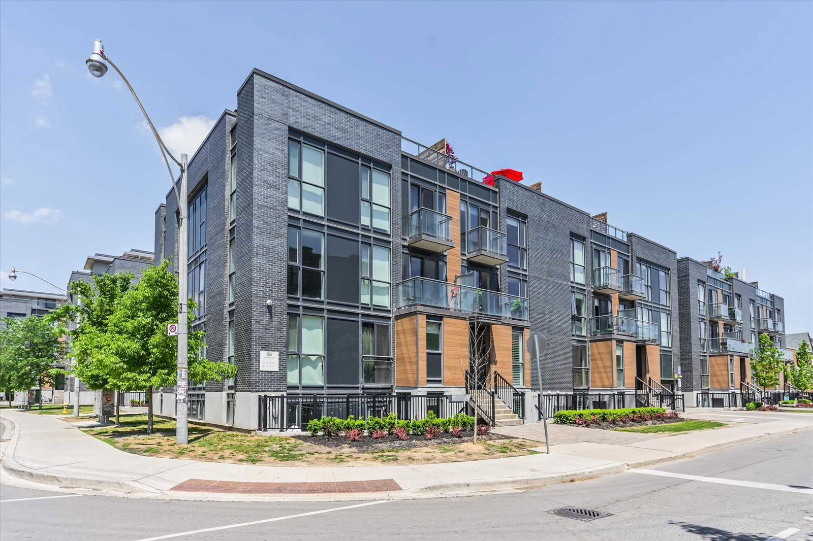 Wallace Walk Townhomes, West End, Toronto