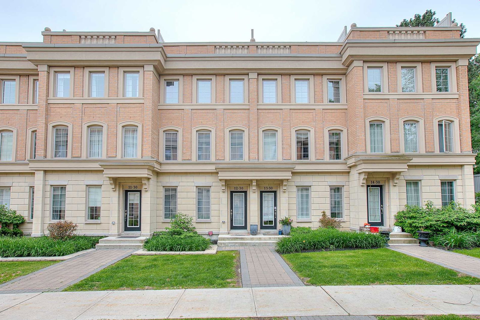 Canterbury Lawrence Park Townhomes, Midtown, Toronto