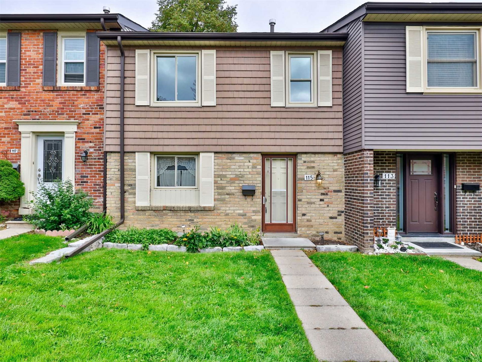 125 Palmdale Drive Townhouses, Scarborough, Toronto