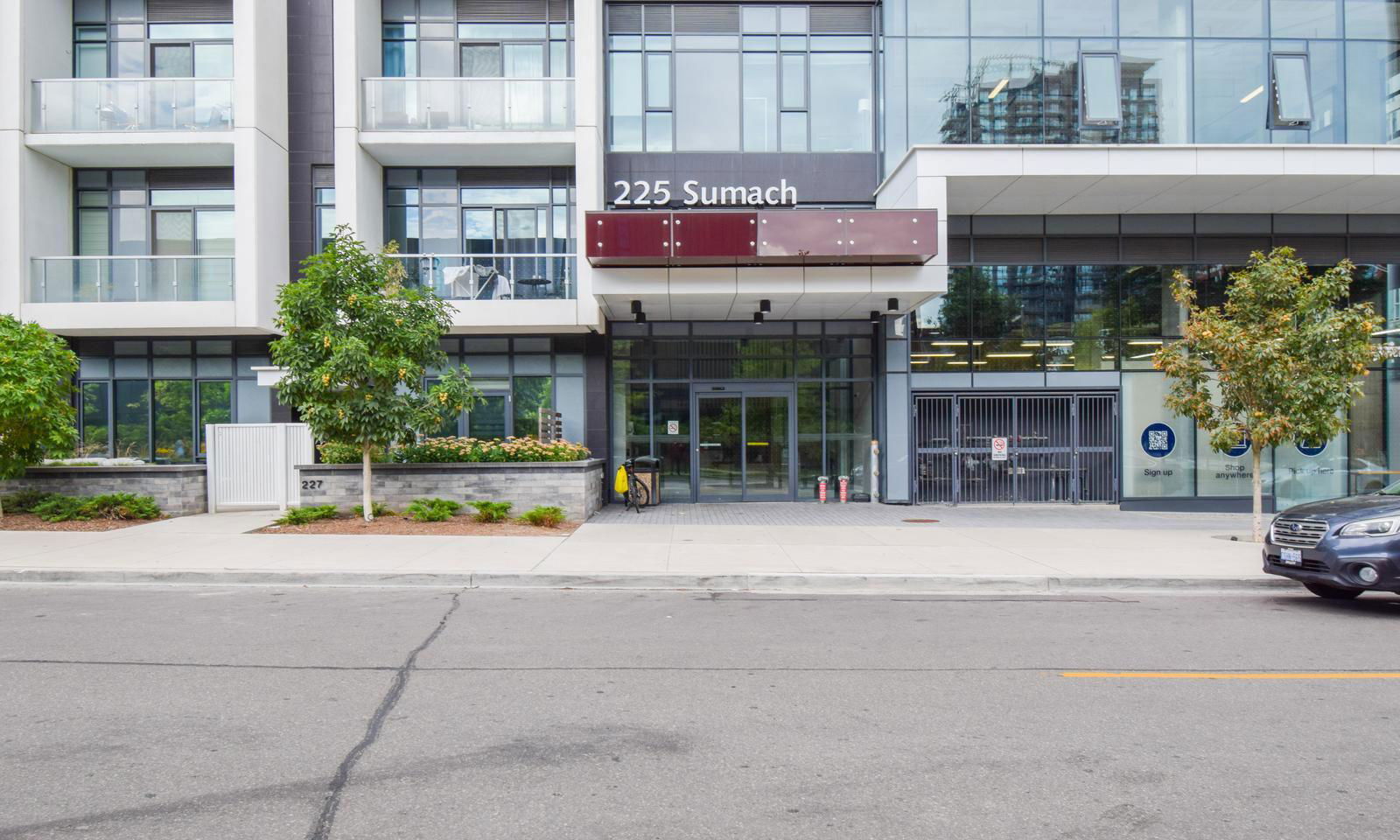 Entrance — DuEast Condos, Downtown, Toronto