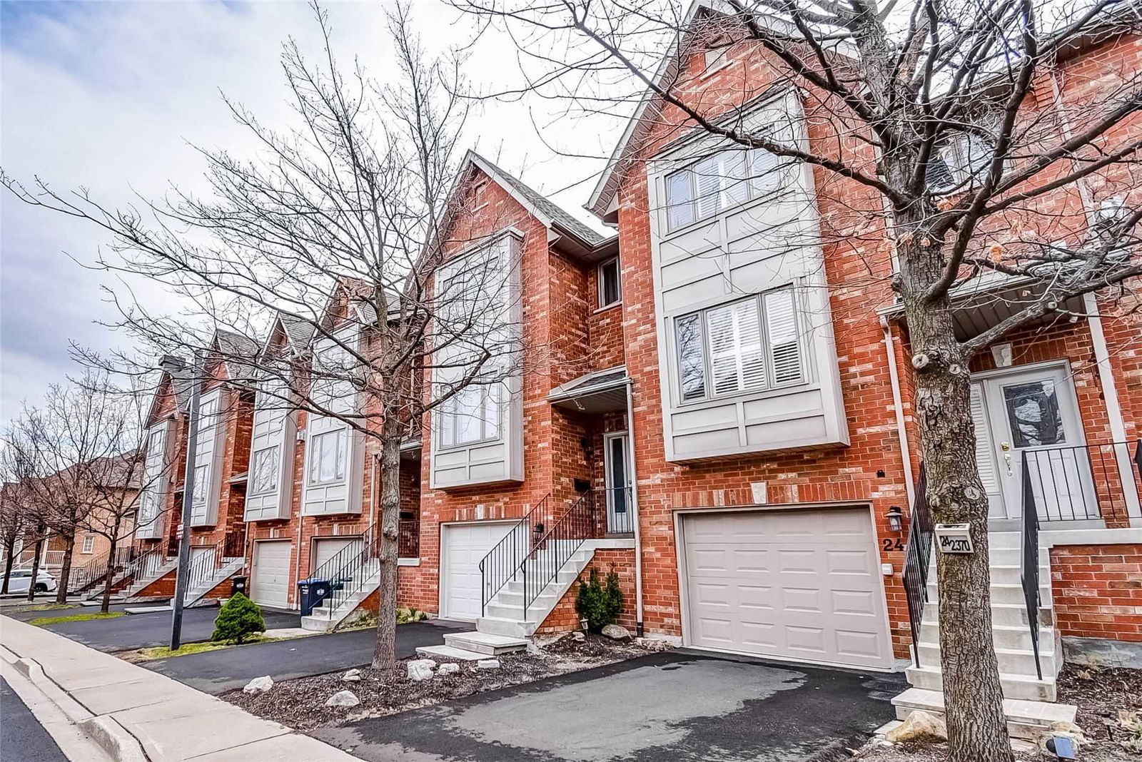 2360 & 2370  Britannia Road Townhomes, Mississauga, Toronto